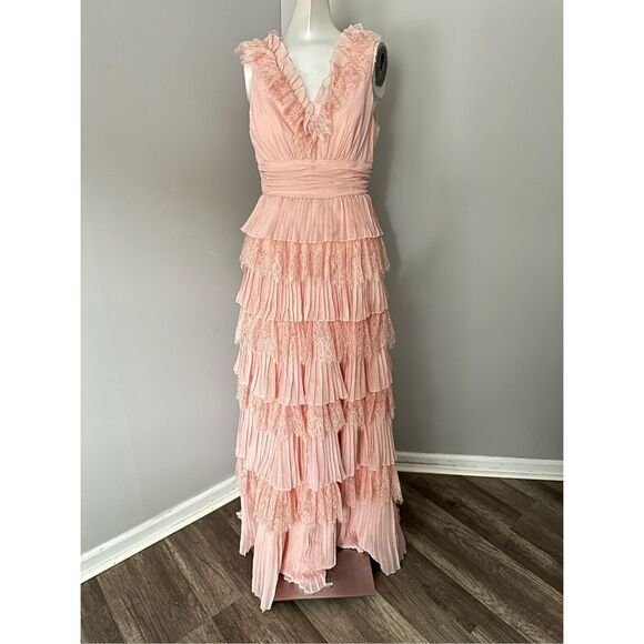 NWT Mac Duggal Sleeveless Chiffon V Neck Tiered Ruffle Dress Dusty Pink Size 2 - Picture 1 of 7